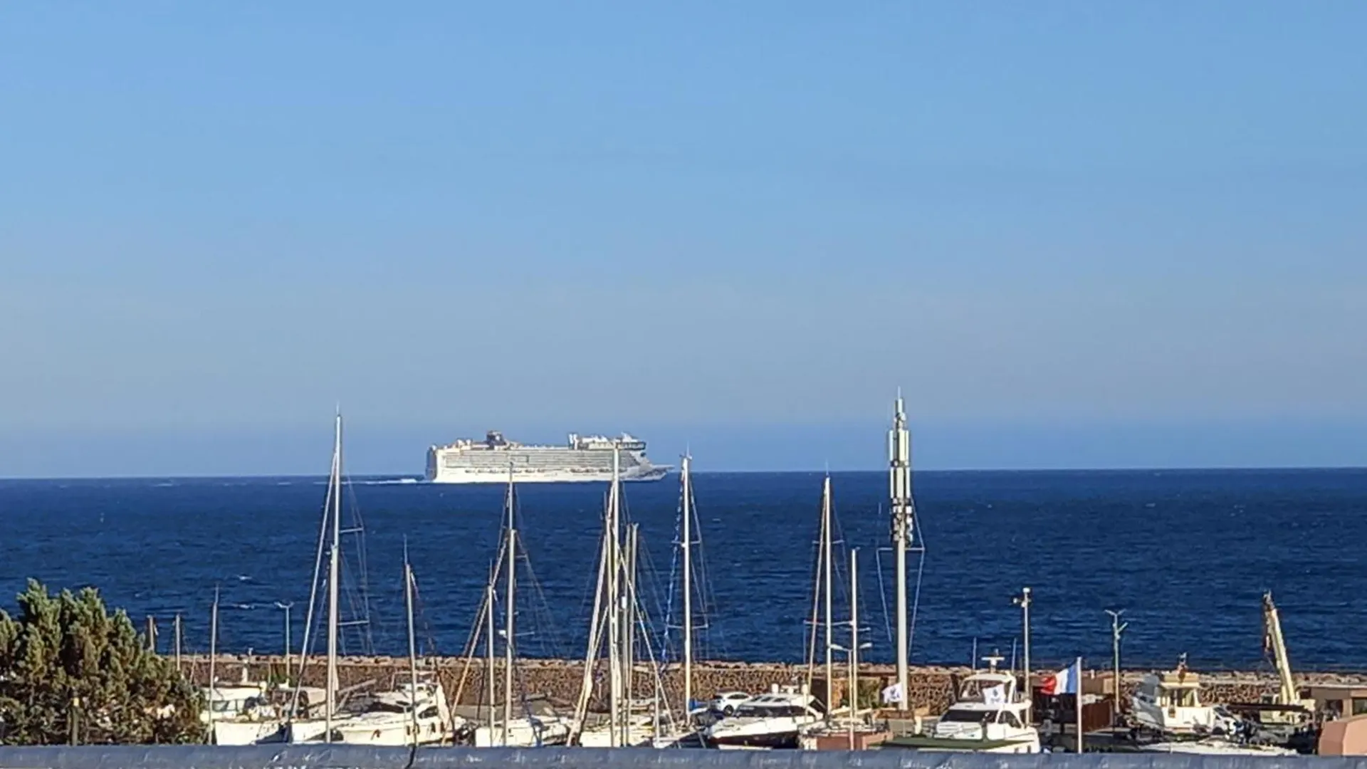 Apartment Un Reve Au Bord De Mer Theoule-sur-Mer
